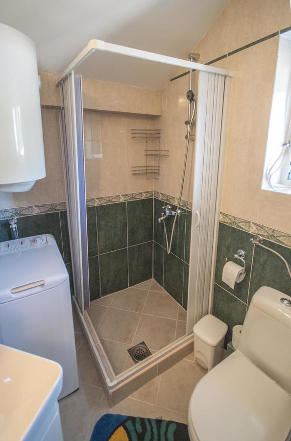 Apartment Kiwi Kotor Ngoại thất bức ảnh