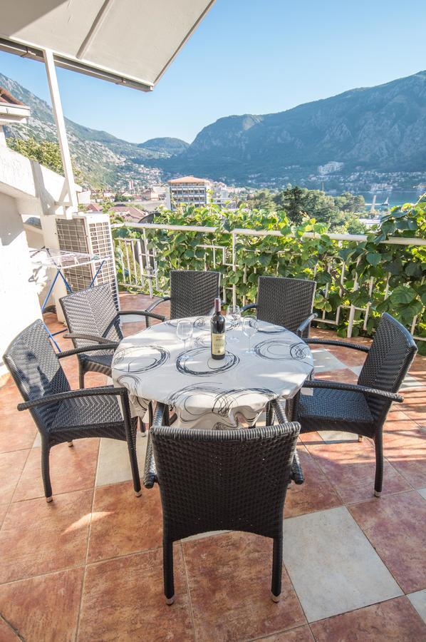 Apartment Kiwi Kotor Ngoại thất bức ảnh